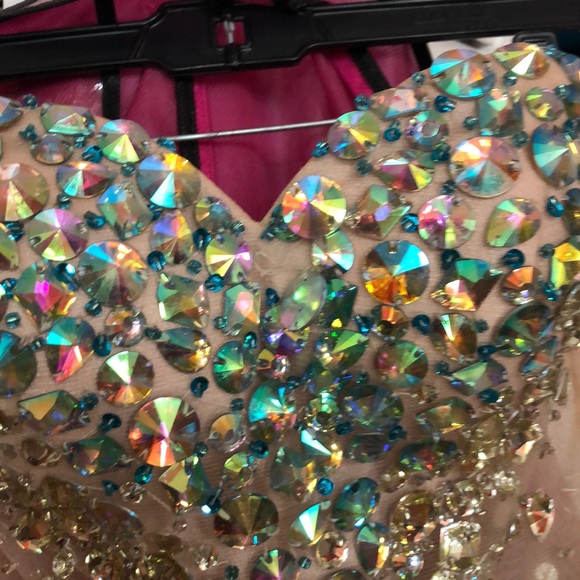 Prom Dress - Picture 3 of 6